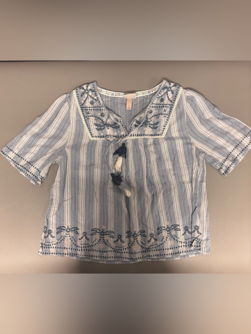 Knox Rose Blue & White Boho Style Top